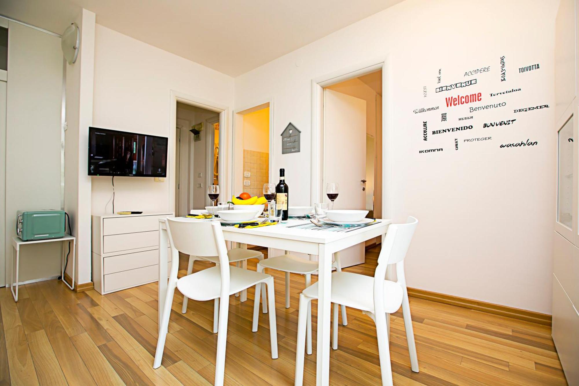 Riva Lago E Spiaggia Apartment 2 - Happy Rentals Екстер'єр фото