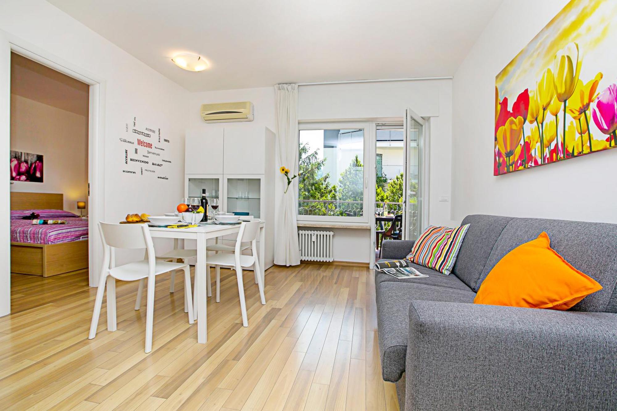 Riva Lago E Spiaggia Apartment 2 - Happy Rentals Екстер'єр фото